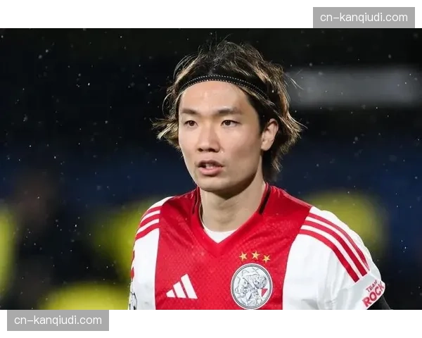 传闻：门兴格拉德巴赫队长板仓滉或于今夏登陆英超