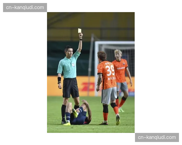 专业足球场动态:重庆两江竞技队新主场通过验收,即将启用